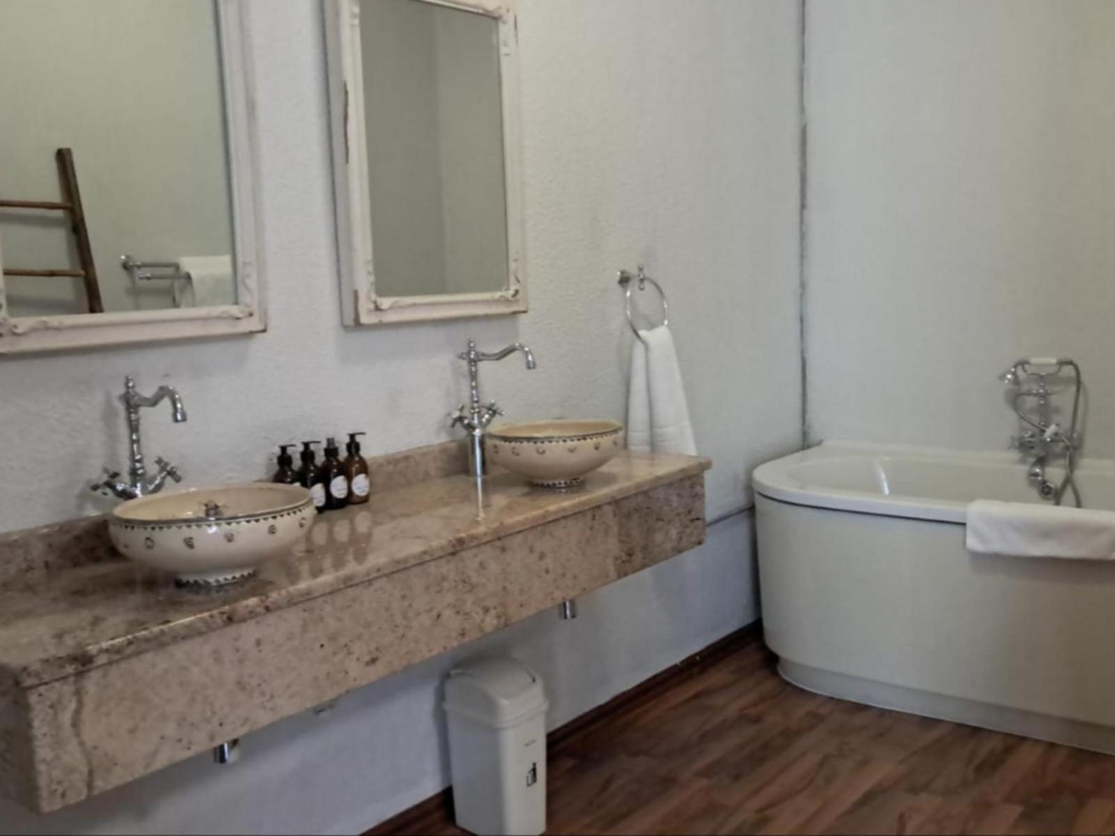 Art And Soul Restaurant, Accommodation, French Bar And Art Gallery Parys Zimmer foto