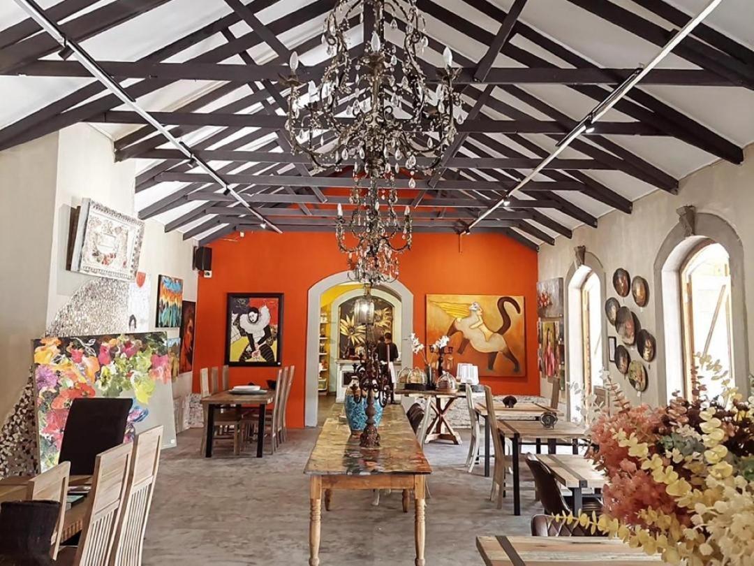 Art And Soul Restaurant, Accommodation, French Bar And Art Gallery Parys Exterior foto